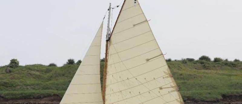 1930 Ivy 18ft Gaff Rigged Day Sailer